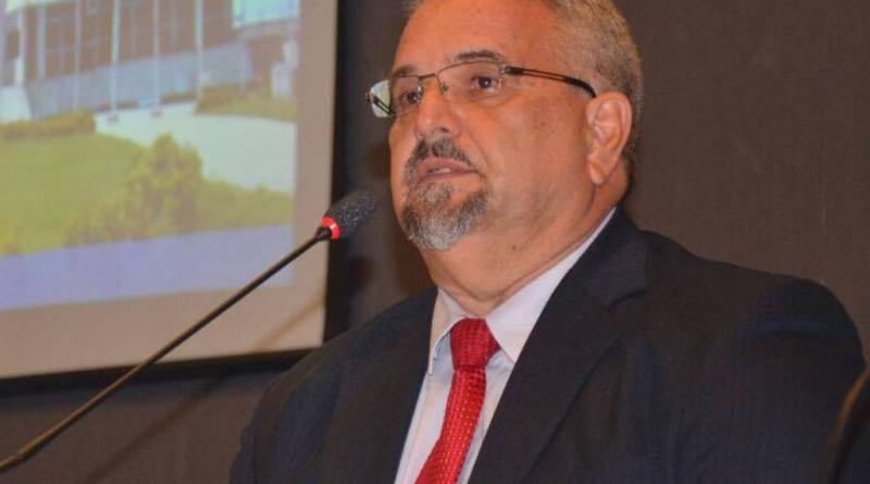 População tem que lutar e ir para ruas contras medidas de Michel Temer, enfatiza Galo. Foto Daniel Ferreira.